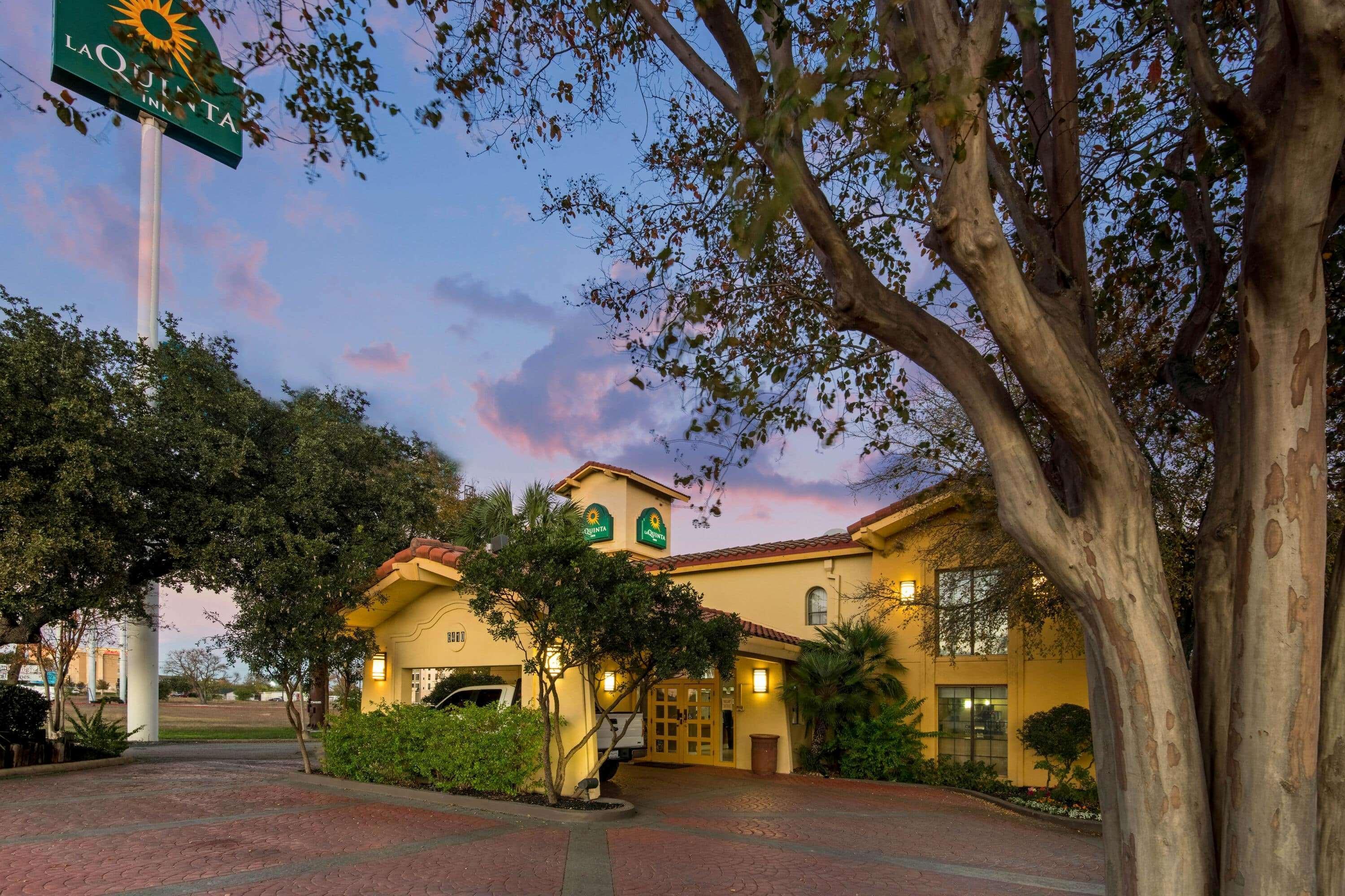 La Quinta Inn By Wyndham San Antonio I-35 N At Rittiman Rd Экстерьер фото